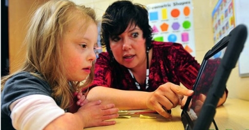 Помощните училища стават центрове за специална образователна подкрепа