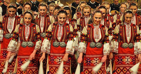 Българската традиционна носия е общо название, с което се нарича