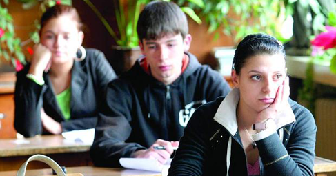 Изследване на PISA твърди, че 30% от българските учениците са аутсайдери