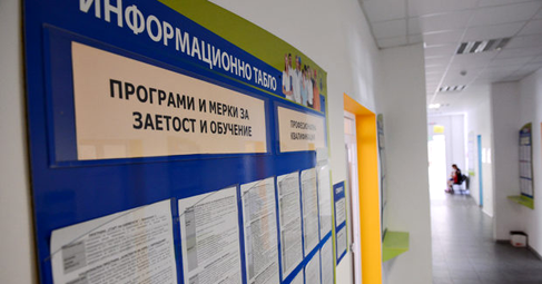 Министър Петков: В бъдеще ще има недостиг на кадри със средно образование