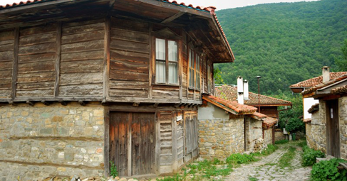 Село Ичера е едно от най красивите в Стара планина запазило