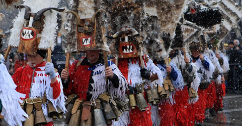 Вече пет десетилетия Международният фестивал на маскарадните игри в Перник