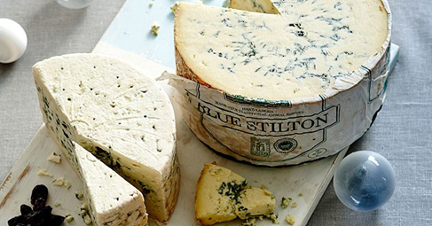Синьото сирене е специфичен деликатесен вид сирене с висока хранителна