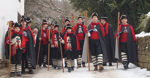 Коледуването е един от традиционните български обичаи, характерен с празнично