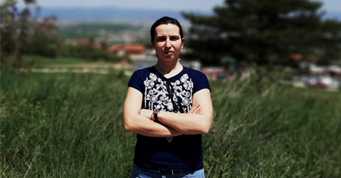 Виктория Георгиева e на 36 години учител по Български език