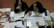 Училището в Корея учи на уважение и труд