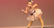 Шестгодишната Джоан покори света с танца си