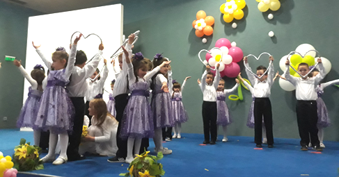 „Доброто продължава” - деца пеят и танцуват благотворително в помощ на другарче 