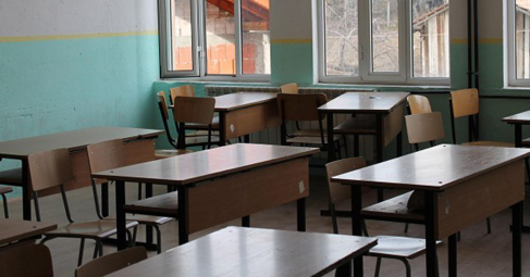 Деца на служители на МОН са били с предимство при класирането в първи клас в столица