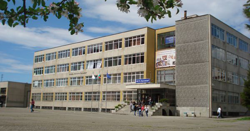 Първокласници се сбиха в бургаско училище, избити са млечни зъби