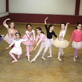 Танцово училище 