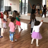 Танцово училище 